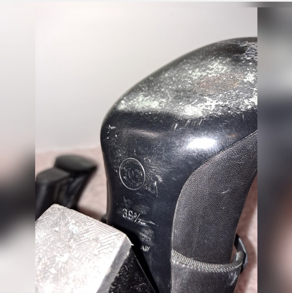 Chanel Vintage Mary Jane Pumps - Picture 4 of 8